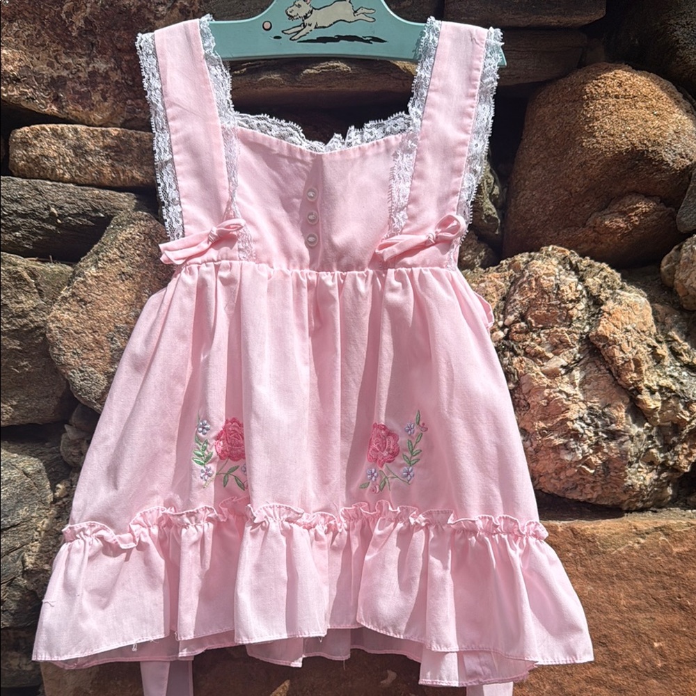 Pink Pinafore Ruffled Dress. Embroidered flowers, lace, bows. 4T